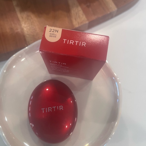 TIRTIR Red Cushion Foundation  SET OF 2! - Picture 14 of 16
